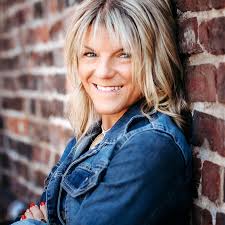 We are so excited to share this news. Sugar Mama Cakes Boutique has won  FIRST PLACE at the Cottage Bakers contest. We are very happy and proud of  our work !! Follow