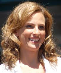 Check back for our live coverage of all the fashion from hollywood's biggest night. Marlee Matlin Wikipedia