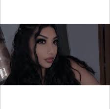 Custom cake designers in Greeley?