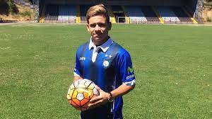 Shot to goal, easy save for the goalkeeper. Nueva Joya De Huachipato Defendera A Venezuela En El Sudamericano Sub20 As Chile