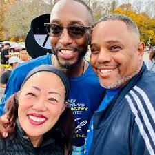 Derick Epps's Instagram, Twitter & Facebook