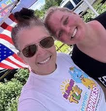 Melissa Eckhoff's Instagram, Twitter & Facebook