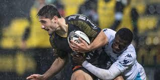 🏉club de rugby français, évoluant en top 14 et champions cup ! Avant Agen La Rochelle Etre Plus A L Aise A L Aile