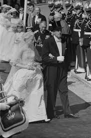 Jack kelly, who ran a wildly successful brick. 6 Noch Nie Gesehene Fotos Von Grace Kelly Und Prinz Rainier Von Monacos Glamouroser Hochzeit