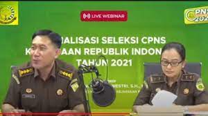 Menariknya lagi, formasi seleksi cpns 2021 di kejaksaan terbuka untuk lulusan sma/sederajat, d3, s1, dan s2. Bocoran Formasi Cpns 2021 Kejaksaan Ri Buka 4148 Lowongan Dan Dilarang Menikah Untuk 3 Jabatan Ini Surya