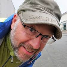 Annie Glover (@angleseyannie)