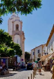 Schöne orte die man in lagos an der algarve in portugal gesehen haben sollte Was Lagos Zur Schonsten Stadt Der Algarve Macht Schonheiten Portugals