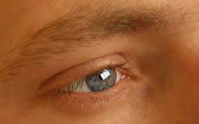 Ochi uscati, iritati, rosii, edeme si numeroase priprietati: Care Sunt Factorii Care Influenteaza Sanatatea Ochilor Medlife