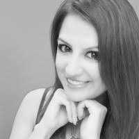 Alejandra Loera's Instagram, Twitter & Facebook