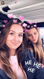 Happy 20th Birthday Madison!!🌼 I hope you have the best day ever, gonna  miss you when you go back to school:( love you lots sis💕