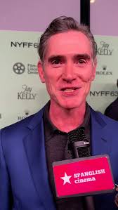 Me di un gustito. La joven Fran está feliz (quien me conoce sabe que esto  es surreal para mí) ❤️, Ya subiré la pregunta sobre su pequeño, pero  increíble rol en “Jay Kelly”, pero cómo no aprovechar de ...