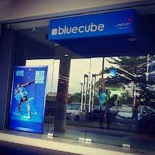 Waktu doa hari ini di shah alam akan bermula pada 05:30 (matahari terbit) dan selesai di 20:38 (isyak). Celcom Blue Cube Seksyen 13 Laman Seri