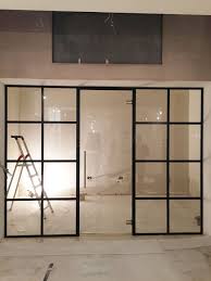 40 Chic Glass Partition Design Ideas For Your Living Room Glass Partition Wall Glass Partition Designs Partition Wall