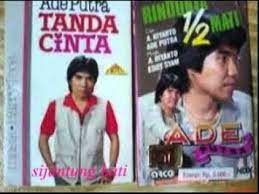 You can streaming and download. Ade Putera Si Jantung Hati Lyrics English Translation