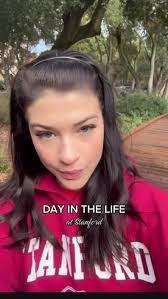 Phoebe Flynn's Instagram, Twitter & Facebook