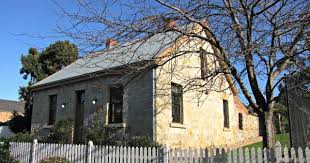Rosny Cottage Pretty As Think Tasmania Com Beautiful Places On Earth Cottage Most Beautiful Places