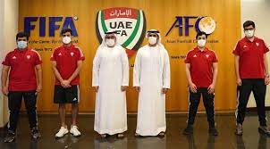وفور نشر صور مشاركة صلاح في تدريبات منتخب بلاده على مواقع التواصل الاجتماعي، لاحظ العديد من المتابعين أن بطن نجم ليفربول تبدو مرتفعة قليلا عن معدلها الطبيعي. Ù…Ù†ØªØ®Ø¨ Ø§Ù„Ø¥Ù…Ø§Ø±Ø§Øª ÙŠØªØ£Ù‡Ù„ Ø¥Ù„Ù‰ Ù†Ù‡Ø§Ø¦ÙŠ Ø¨Ø·ÙˆÙ„Ø© ØºØ±Ø¨ Ø¢Ø³ÙŠØ§ Ù„ÙƒØ±Ø© Ø§Ù„Ù‚Ø¯Ù… Ø§Ù„Ø¥Ù„ÙƒØªØ±ÙˆÙ†ÙŠØ©