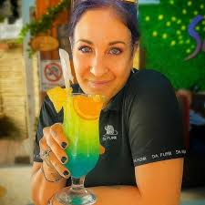 Maxine Barker (@maxine_barker77) • Threads, Say more