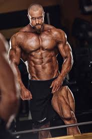 Pin By Novaku On Masculum In 2020 Bodybuilders Men Bodybuilding Muscle