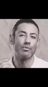 Comienza el día hablando con Dios. #Frases #motivación #personal  #honestidad #hombresdevalor #mujeresdevalor #amor #DanielDueñas