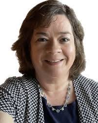 Kay Fraley's Instagram, Twitter & Facebook