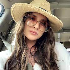 Ianis hagi (20 de ani) este foarte aproape să o părăsească din nou pe viitorul. Cine Este È™i Cum AratÄƒ Iubita Lui Ianis Hagi Stau Bine Cu Dragostea Stiri Vedete Si Evenimente Viva Ro