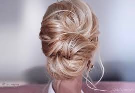 We're loving braided flowers and roses made from hair lately, as they are quite easy to make and so. 20 Easy Prom Hairstyles For 2020 You Have To See