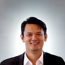 Benjamin Hann's Instagram, Twitter & Facebook