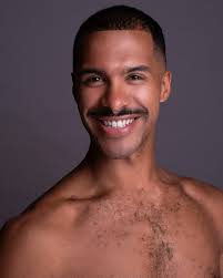 Sam Crouch's Instagram, Twitter & Facebook