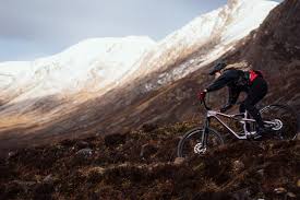 Every model has a 120mm fork and 115mm of rear travel, along with the advanced frame and suspension tech you need to ride fast and have a whole lot of fun wherever you roam. Cross Country Bikes Die 5 Besten Xc Mtbs In 2021