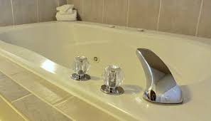 All of the rooms include jacuzzis and are decorated with modern italian flair. Indiana Hot Tub Suites Hotels With Private In Room Jetted Tubs