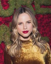 Halston Sage(USA)