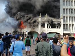 The ethekwini municipality closed healthcare facilities, clinics and community vaccination sites across the city on monday due to ongoing civil unrest. Latest Update Iconic Durban Mosque Not Affected By Fiery Blaze Rising Sun Overport