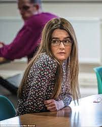 Shirley Henderson In This Photo She Looks Like Ursula Blake Women Actresses Actors Actresses
