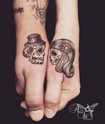 Lovely Couple Tattoos All Lovers Would Want To Get Inked Tattoo Couple Inked Lovely Lovers Tattoo Tattoos Skull Couple Tattoo Tattoos Couple Tattoos