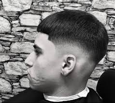 ＤＥＲＥＫ ＳＡＬＯＮ ✪ (@derek__salon) · Jayuya