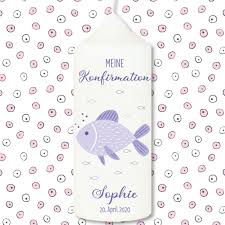 Durch ein paar frische blumen in tischvasen ergänzen. Kerze Zur Kommunion Konfirmation Fisch Flieder Mit Namen Kerzen Konfirmation Kommunion Jugendweihe Anlasse Mein Zwergenland