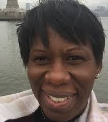 Karen Holtzclaw's Instagram, Twitter & Facebook