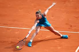 Halep was 17 when she underwent surgery to go from a 34dd to 34c to improve her reaction times. Simona Halep In Action During French Open Final Abc News Australian Broadcasting Corporation
