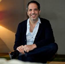 Discover book depository's huge selection of yotam ottolenghi books online. Yotam Ottolenghi Auch Starkoche Stehen Auf Bratwurst Welt