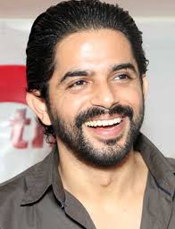 Raj Singh Arora Age, Height, Weight, Wife, Net worth, Bio & Facts.