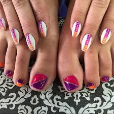 Recorta esas uñas de los pies para prepararlas para el verano, que tus dedos de los pies estén en forma. Unas Decoradas Pies 2020 Unas 2020 Engalanamiento Y Disenos De Unas Modernas 2020