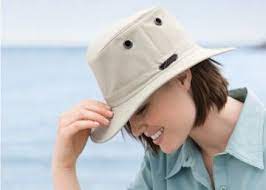 Tilley Hat Lt5b Lightweight Medium Brim Water Repellent Breathable A Must If You Re Going Away To A Hot Climate It E Tilley Hat Hats Outfit Accessories