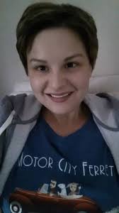 Pardon the hand over Jenni's face, but here's our stalwart crew!