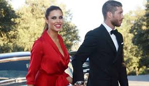Centrada en la boda de pilar rubio y sergio ramos, y en especial en un código de estilo que no fue considerado como especialmente adecuado. Boda Sergio Ramos Y Pilar Rubio Asi Es La Boda Del Futbolista Y La Presentadora La Opinion De Murcia