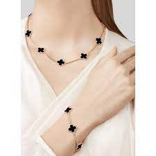 Vintage Alhambra Bracelet 5 Motifs Vcara41300 Van Cleef Arpels Van Cleef And Arpels Jewelry Van Cleef Necklace Jewelry Accessories Layering Necklaces