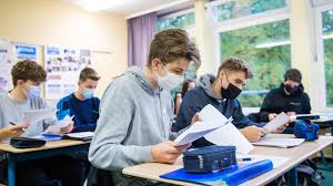 Zwei szenarien stehen zur option. Alle Schuler In Hamburg Durfen Wieder Zur Schule