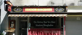 Hotels near east side shisha bar, berlin on tripadvisor: Einmal Berlin In 27 Stationen Alles Hat Ein Ende Nur Die Ringbahn Hat Keins
