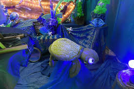 Who won this year's Whimsical Windows contest