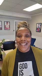 I am absolutely loving the ambiance in my office with the @Hotel Collection  Studio Scent Diffuser! 🌿✨I chose the enchanting fragrance "Midnight in  Paris" and it's a game-changer, especially if you're ...